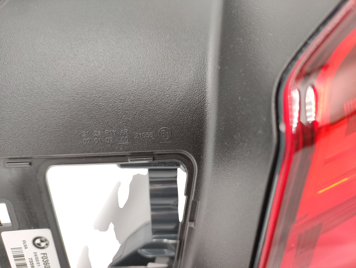 BMW SERIE 1 Luz trasera exterior original Reverse LED DX 63217359018